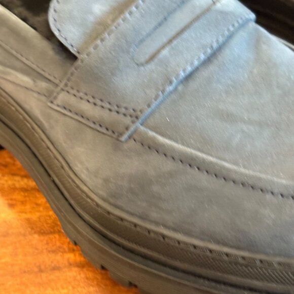 Want Les Essentiels (Portugal) Graves Shearling Lugged Navy Loafers-Size 39-BNWT - Picture 4 of 9
